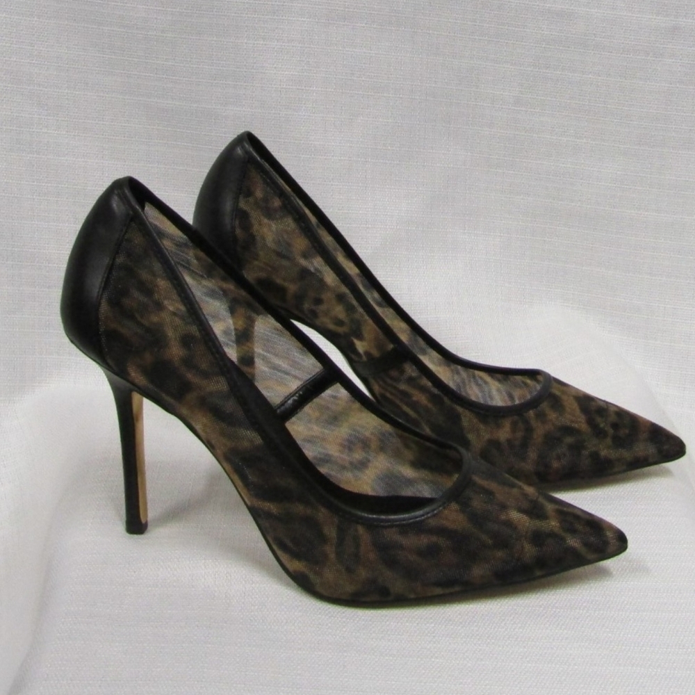 Jennifer Lopez shoes  pump animal print size 8
